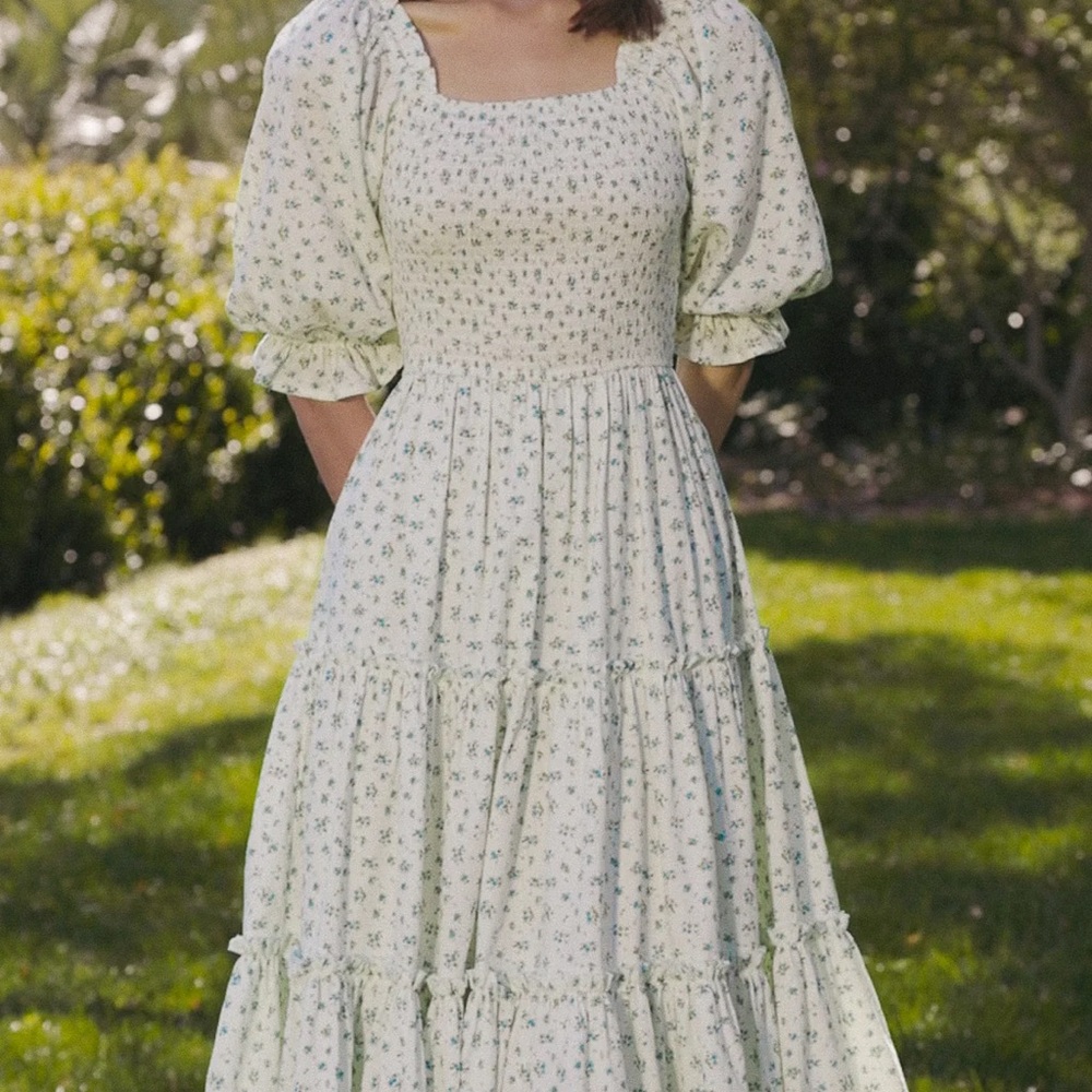Ivy City Co Madeline Floral Smock Dress